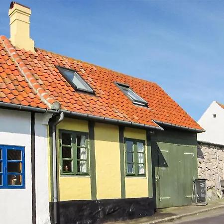 Awesome In With Kitchen Holiday home *